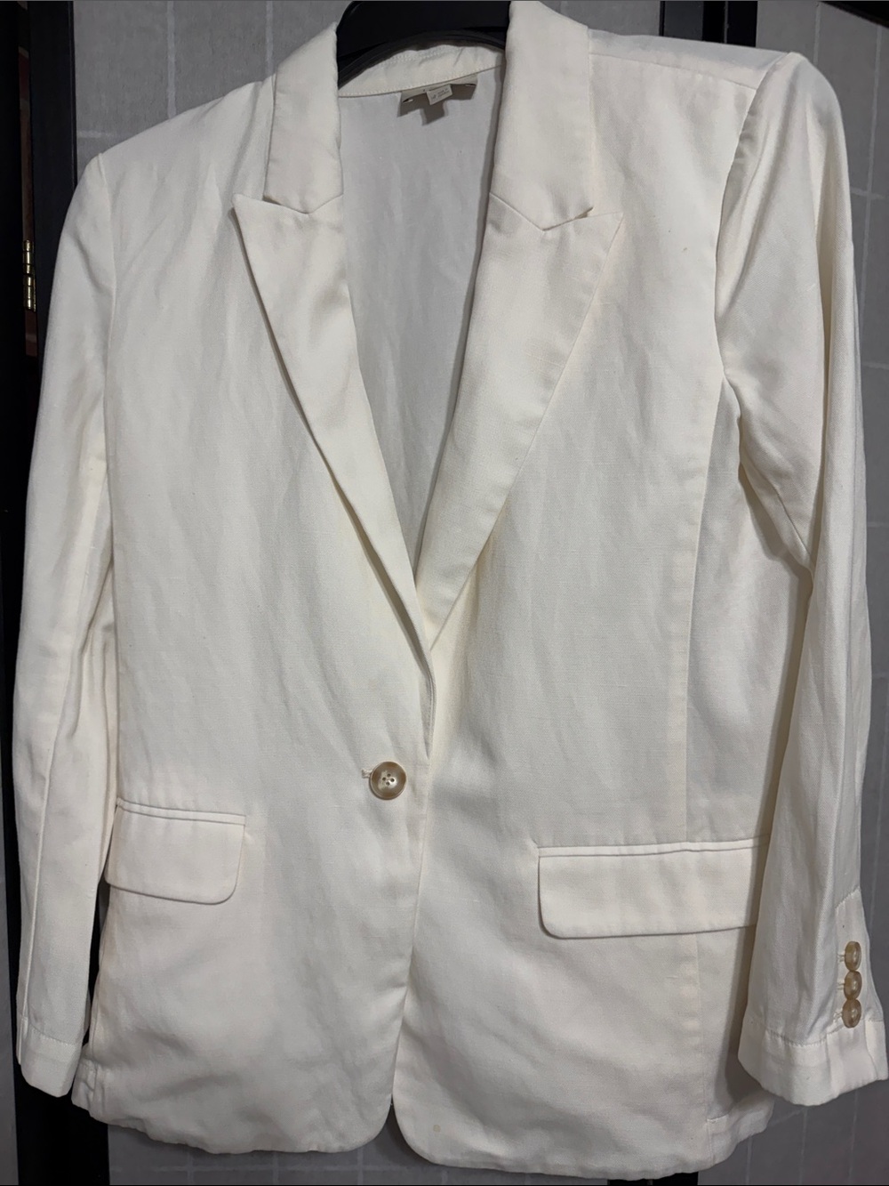 LOFT Cream Single-Button Notch Lapel Blazer